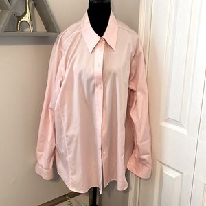 Liz Claiborne Woman, Non Iron, button down top in soft pink size 18W NWOT